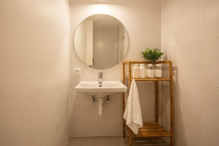 Bad Ideen für die erste Wohnung: 14 günstige Tipps