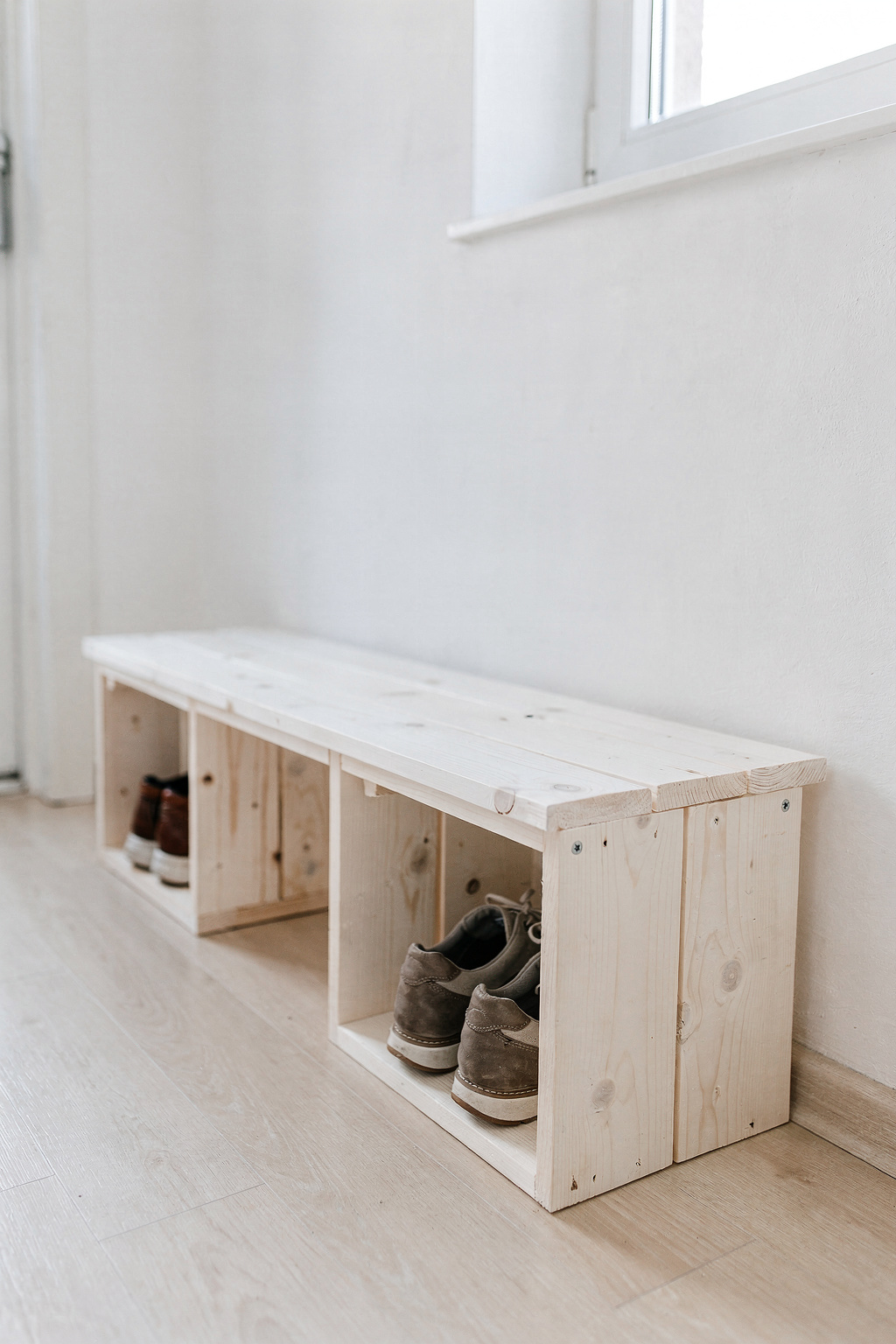 DIY Sitzbank für den Flur unter 50 Euro